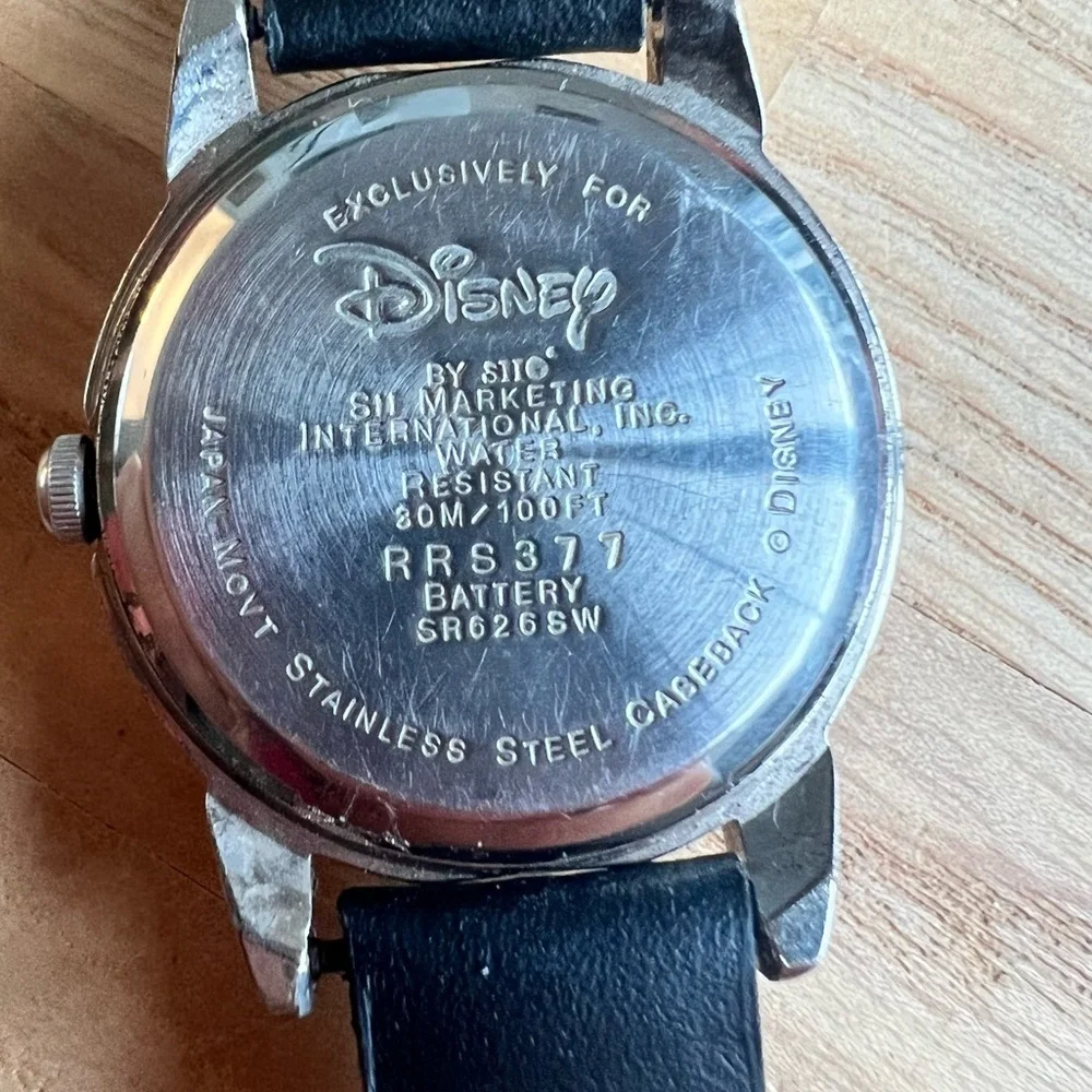 SII SEIKO Disney ladies Mickey Mouse moving arms black leather watch NEW BATTERY